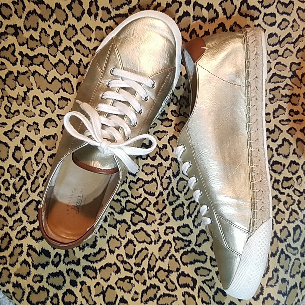 G.H.Bass Gold Sneakers-EUC